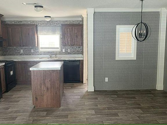 2nd image of 180 Ashville St #670