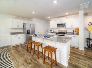 6018 Elena Lynn Ct, Charlotte, NC 28269