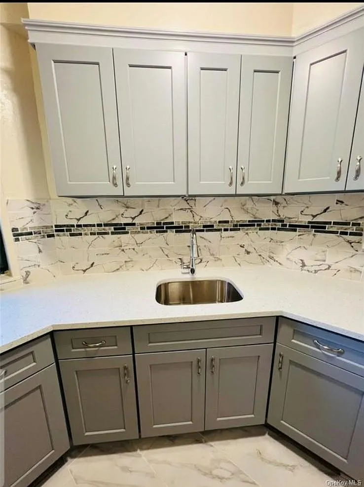 2 bed, 1.0 bath, 615 sqft, $2,800 — Photo 2