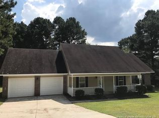 102 Wilshire Ln, Raeford, NC 28376