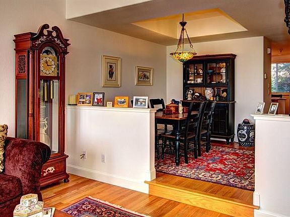 3rd image of 530 Marble Arch Ave #621