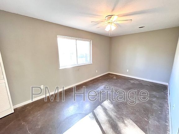 5th image of 15 W Martin Luther King Jr Blvd #4