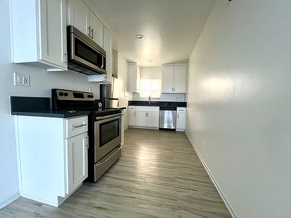 5th image of 00-360 Lime Ave #110