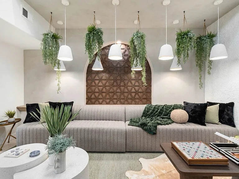 Building's Lounge