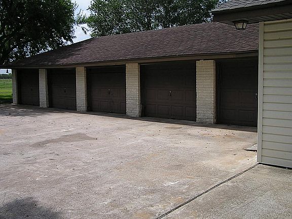 5 car garage