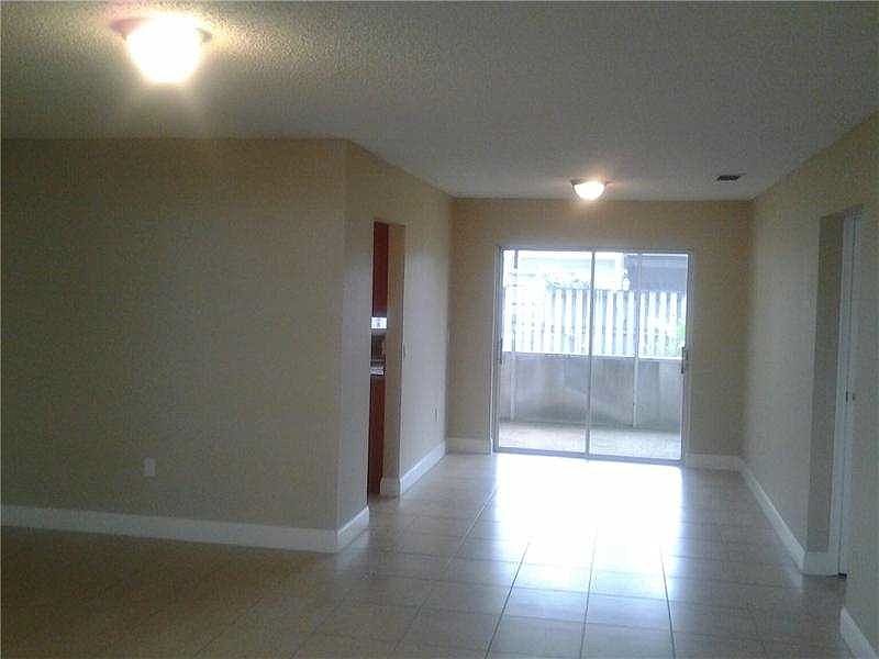 2nd image of 11100 W Oakland Park Blvd