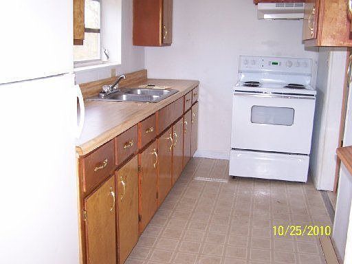 4th image of 1708 Jackson Ave