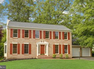 1439 Fishers Mill Ct, Herndon, VA