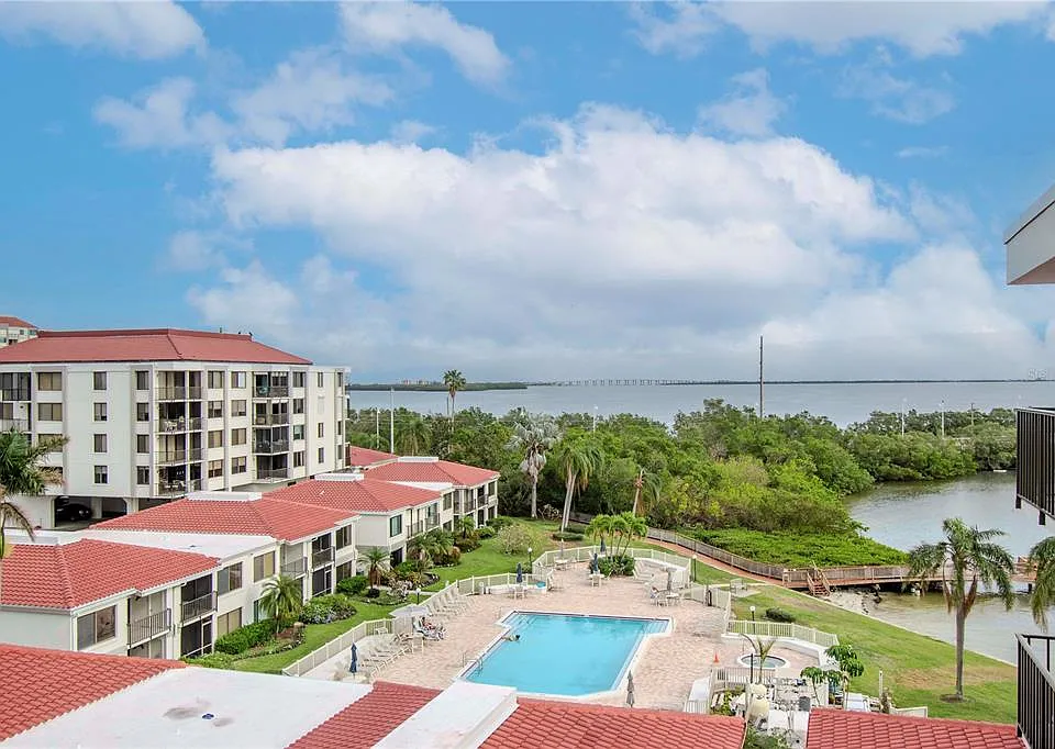 6361 Bahia Del Mar Blvd #605
