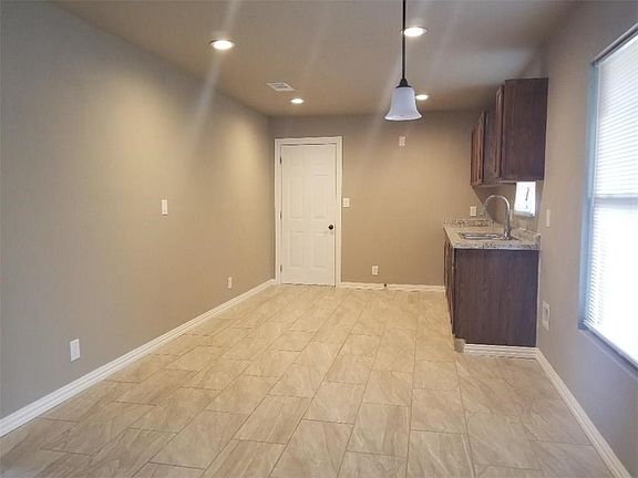 4th image of 2708 Burton Ave
