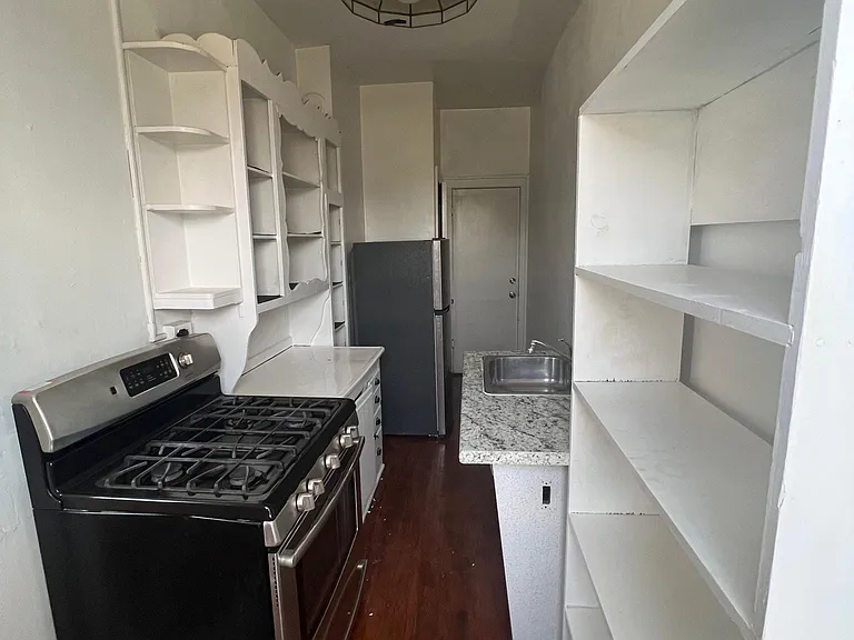 3427 Lee Rd #3 — Photo 6