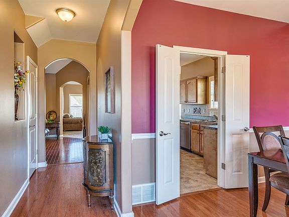 5th image of 1407 Sawmill Creek Ln