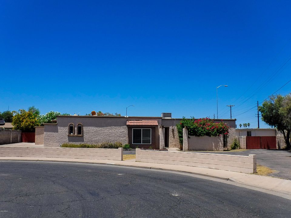 1st image of 1026 E Fairbrook Cir