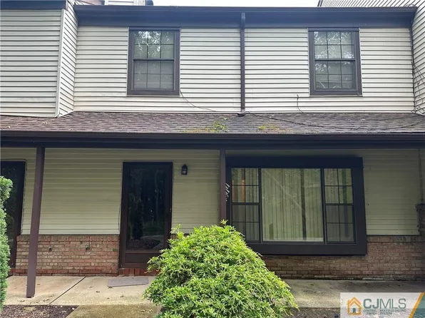 1377 Thomas Ave, North Brunswick, NJ 08902