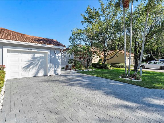 5th image of 7824 Majestic Palm Drive #7824