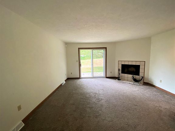 3rd image of 5132 Harvest Dr