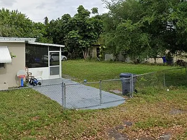 1020 N 61st Ave, Hollywood, FL 33024