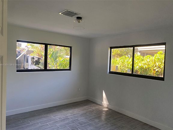 3rd image of 1935 NW 26th Ave