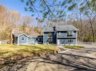 46 Barkhamsted Rd, West Granby, CT 06090