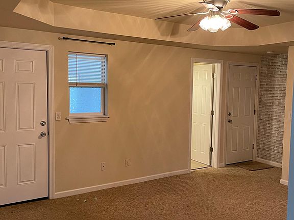 3rd image of 82 Hill St APT C
