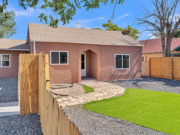 435 Cordova Ave NW, Albuquerque, NM 87107