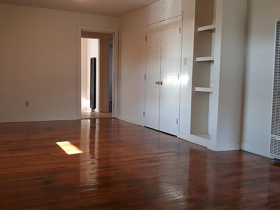 2nd image of 2710 8th Ave APT A