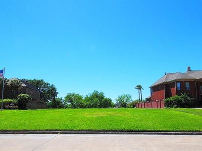 802 Sugar Creek Blvd, Sugar Land, TX, 77478