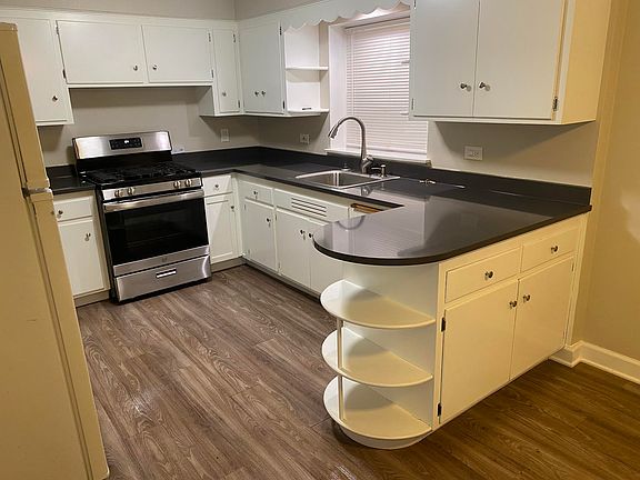 2nd image of 7713 W Fullerton Ave #G