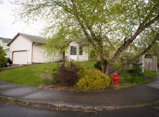 18306 Grey Ave, Sandy, OR 97055