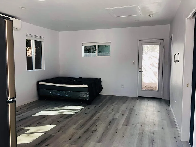 14605 La Maida St — Photo 9