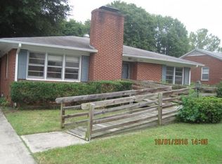 207 Friendly Rd, Burlington, NC 27217