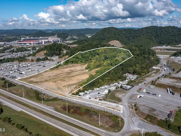 4890 Highway 394, Bluff City, TN 37618