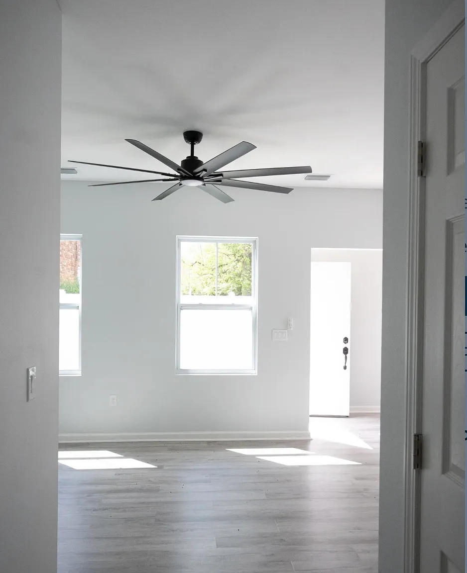 4 bed, 1650 sqft, $799 — Photo 1