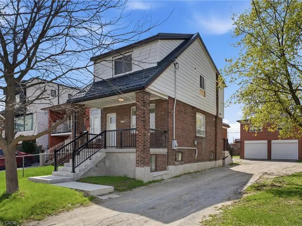 1049 Glencairn Ave, Toronto, ON M6B 2B1