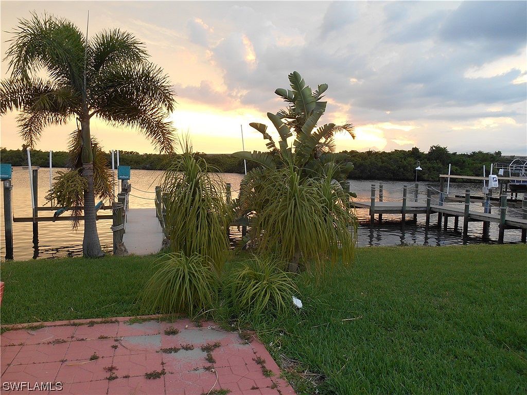 306 Shoreland Dr, Fort Myers, FL 33905 MLS 223049383 Zillow