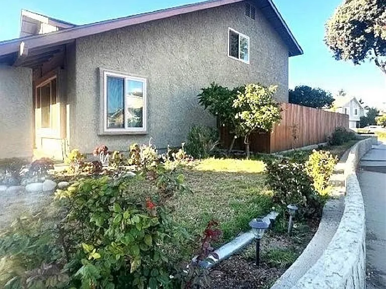 2282 Fawn Ave — Photo 5