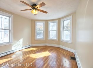31 Simon St #2, Beverly, MA 01915