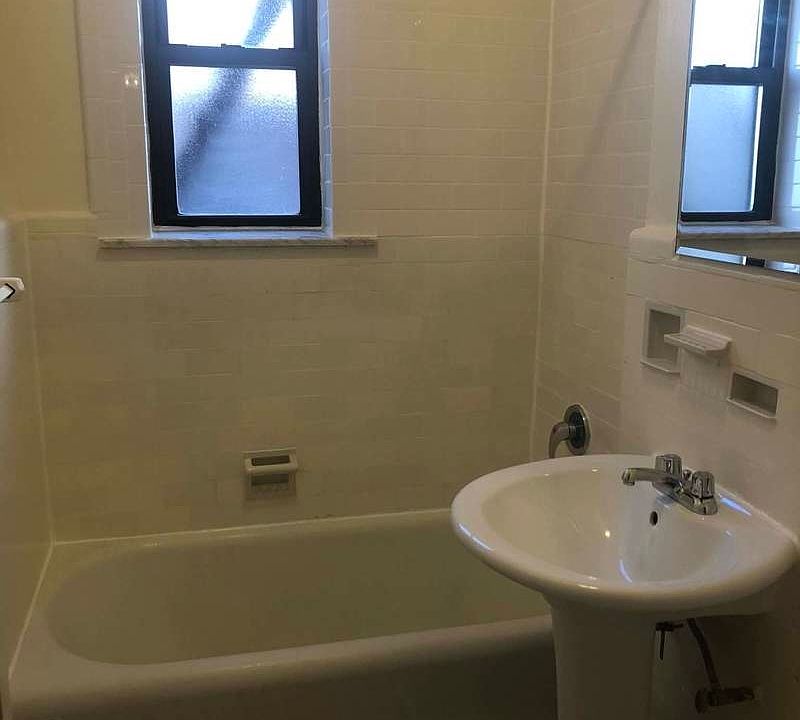 2nd image of 45-18 42nd St #2D
