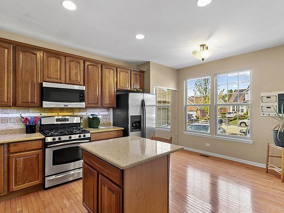 4th image of 9231 Bundoran Dr