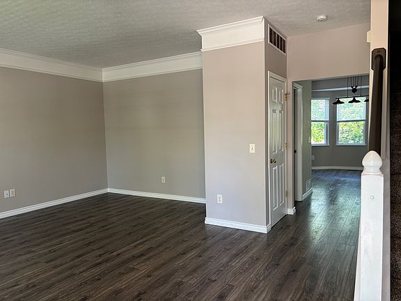 3rd image of 6040 Myrick Rd