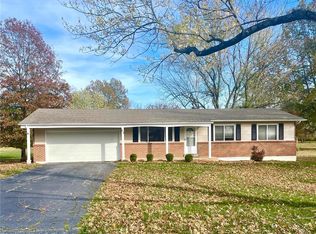 23 Covert Ln, Ballwin, MO 63021