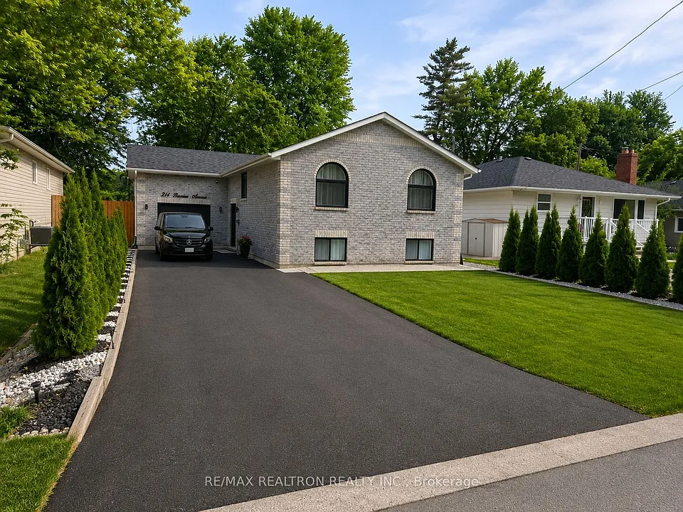 214 Bayview Ave #BASEMENT