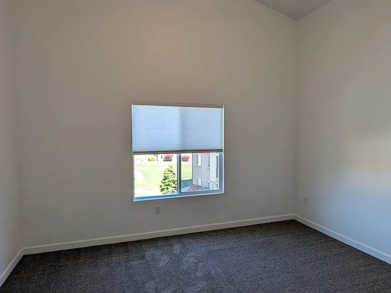 344 S 740 W #302 — Photo 3