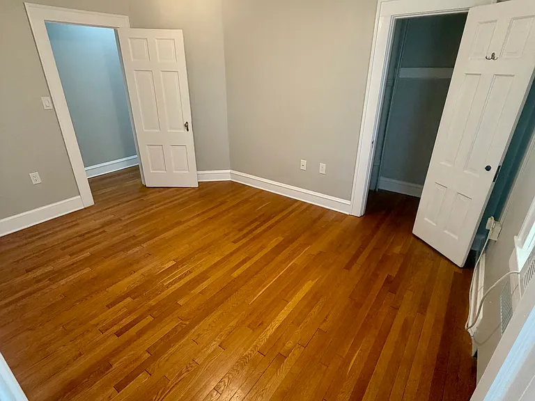 142 N Washington St #4 — Photo 11