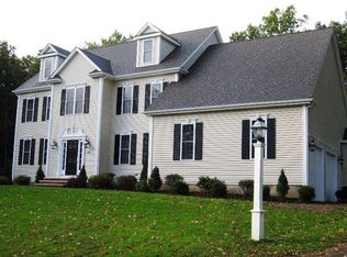 18 Glen Rd, Hopkinton, MA 01748