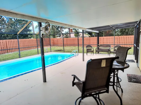 1514 SE Manth Lane, Port St Lucie, FL 34983