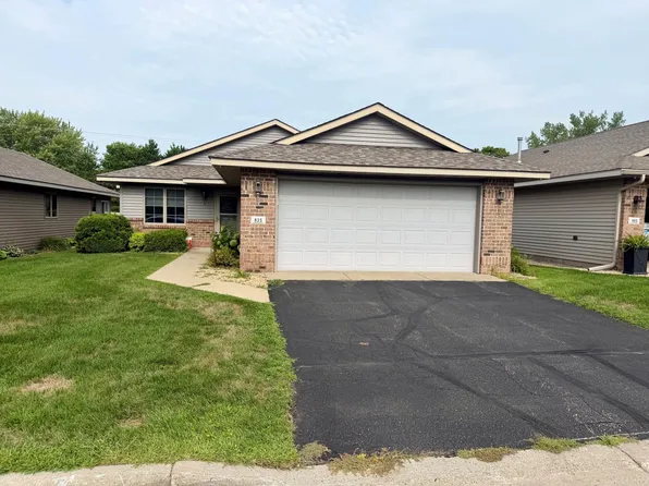 835 Village Ave, Sartell, MN 56377