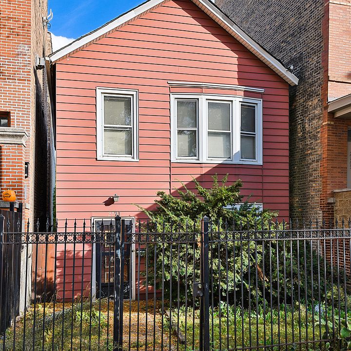 2nd image of 2171 N Rockwell St