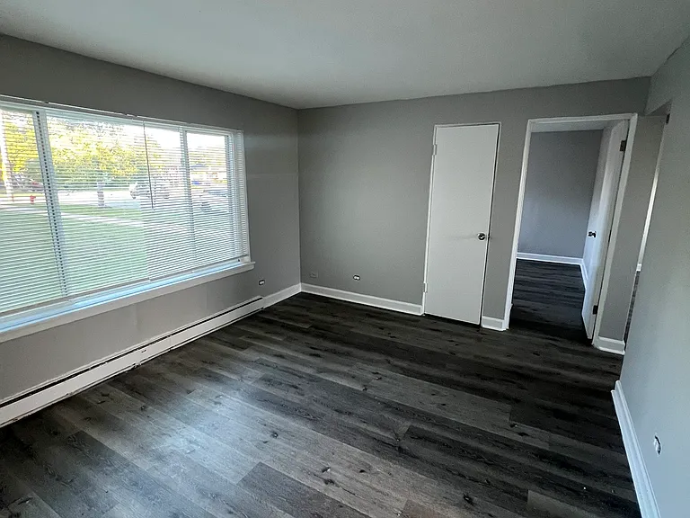 2109 W 119th St #6 — Photo 10