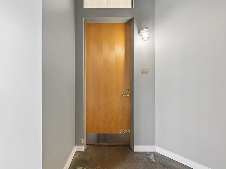 Remington Lofts — Photo 82